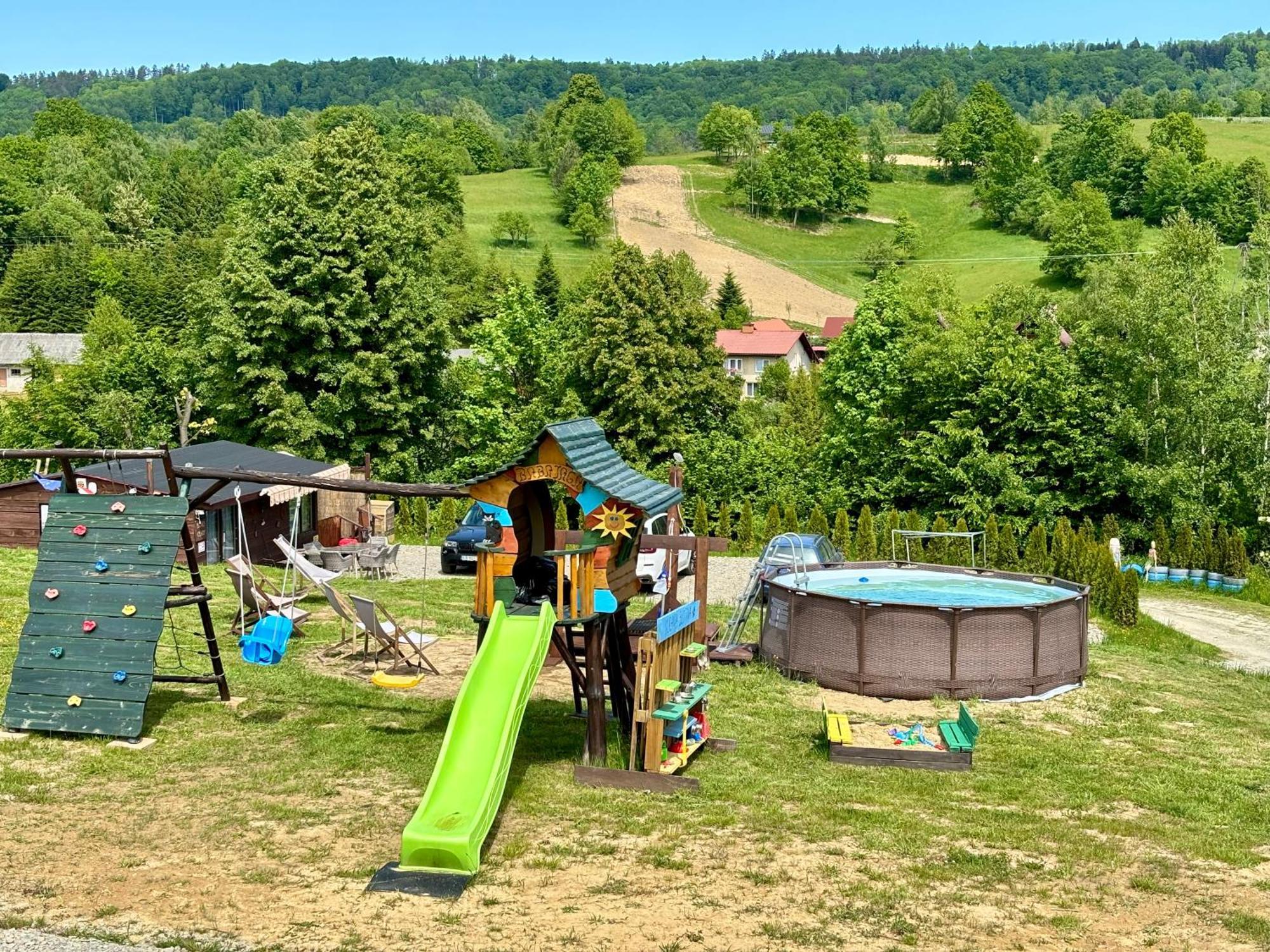 Готель Glamping Bieszczady Z Jacuzzi I Basenem Солина Екстер'єр фото